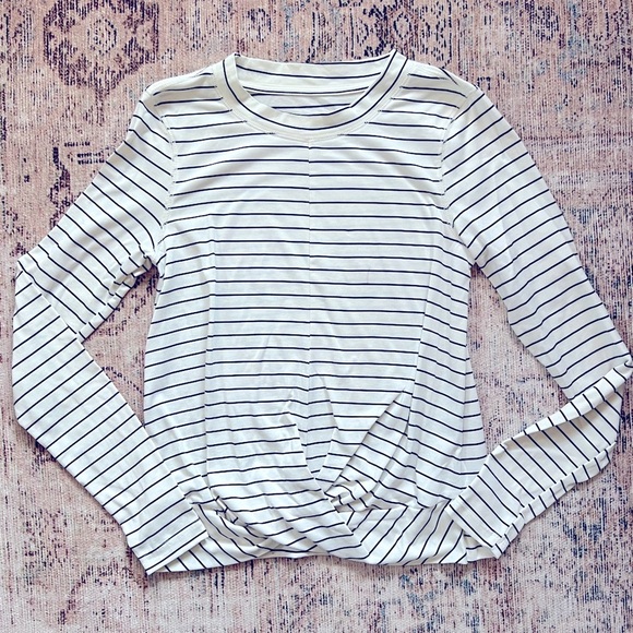 Old Navy Tops - Old navy womens active knot front long sleeve white black stripe small